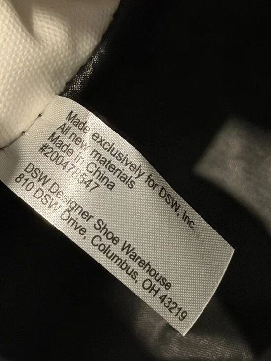 DSW Striped Travel Bag | Large Weekender Tote with Bottom Shoe Pocket - Picture 8 of 9